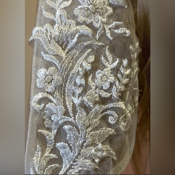 Detachable sleeves for wedding dress - Picture 6 of 16